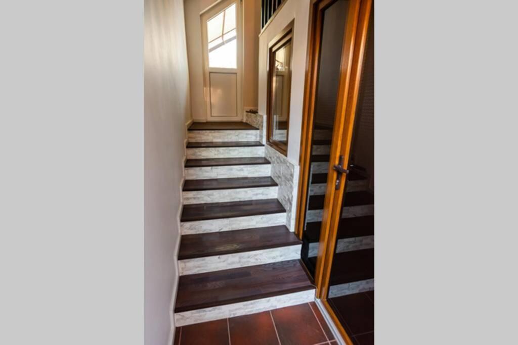 فيلا Cozy House With Nice Garden In Heart Of City Center كلوج-نابوكا المظهر الخارجي الصورة