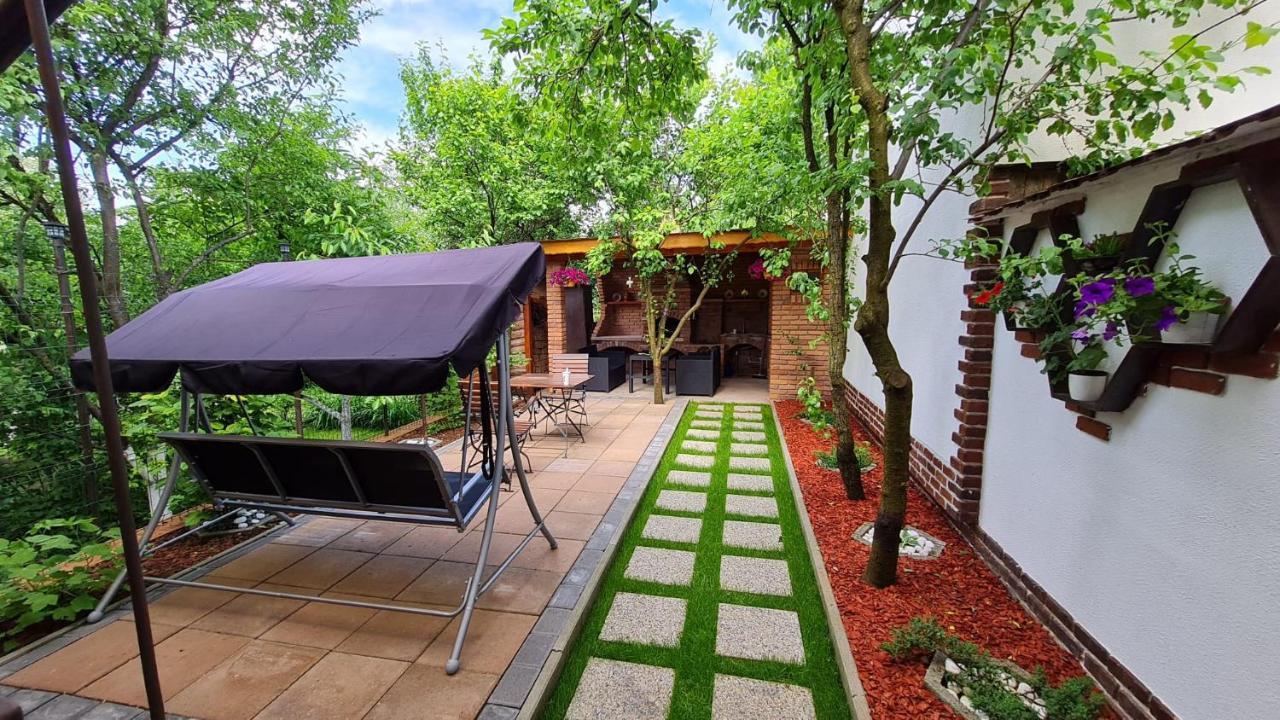 فيلا Cozy House With Nice Garden In Heart Of City Center كلوج-نابوكا المظهر الخارجي الصورة